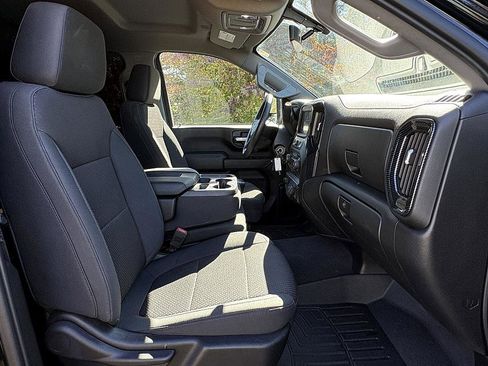 Used 2020 Chevrolet Silverado 2500 Custom w/ Custom Convenience Package image 13