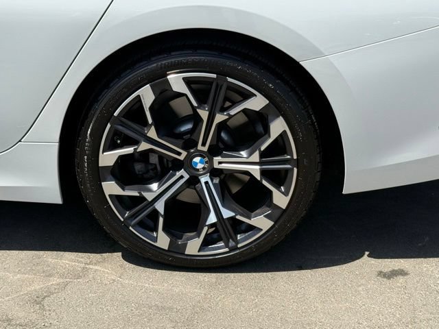 Used 2026 BMW 330i Sedan w/ Premium Package RWD image 14