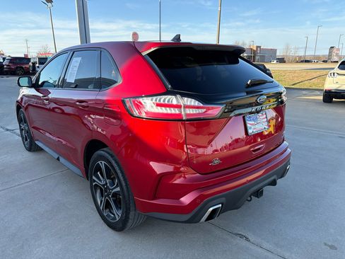 Certified 2021 Ford Edge ST image 9