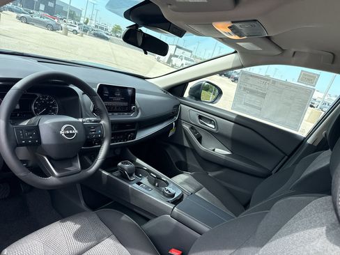 New 2026 Nissan Rogue SV AWD/4WD image 25