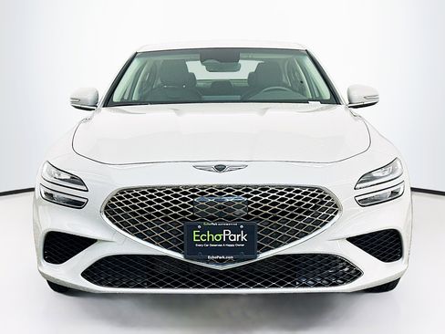 Used 2025 Genesis G70 2.5T AWD/4WD image 2