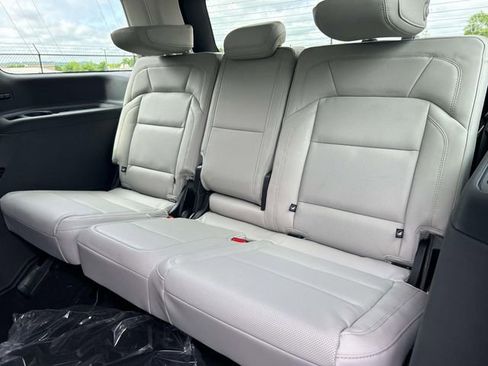 New 2026 Lincoln Navigator Reserve AWD/4WD image 21