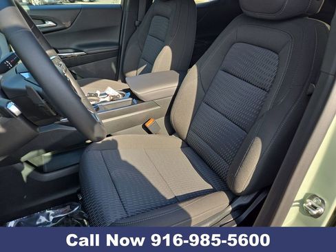 New 2026 Chevrolet Equinox LT w/ Safety and Technology Package image 23