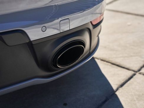 Used 2024 Porsche 911 Carrera S w/ Sport Package image 10