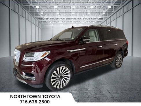Used 2019 Lincoln Navigator Reserve w/ Cargo Package AWD/4WD image 1