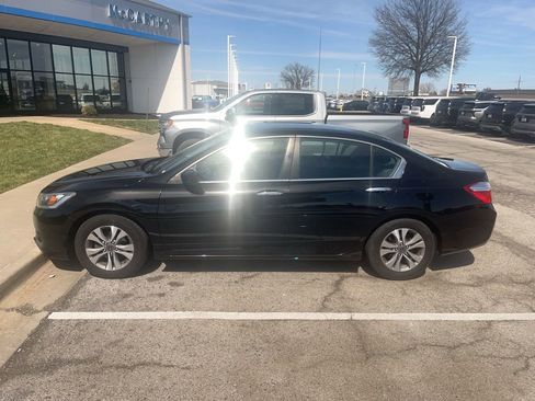 Used 2014 Honda Accord LX image 2