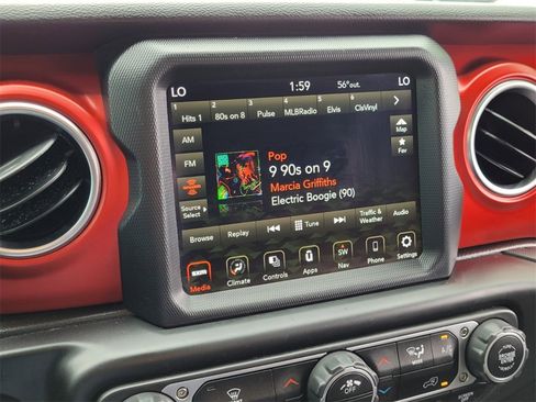 Used 2022 Jeep Wrangler Unlimited Rubicon image 26