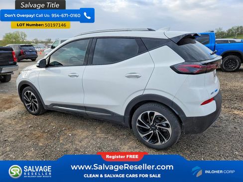 Used 2022 Chevrolet Bolt EUV Premier FWD image 3