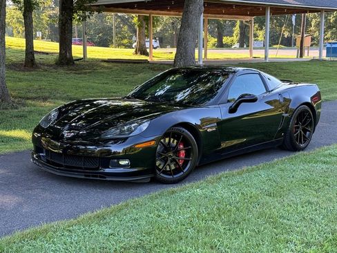 Used 2008 Chevrolet Corvette Z06 w/ Preferred Equipment Group RWD image 8