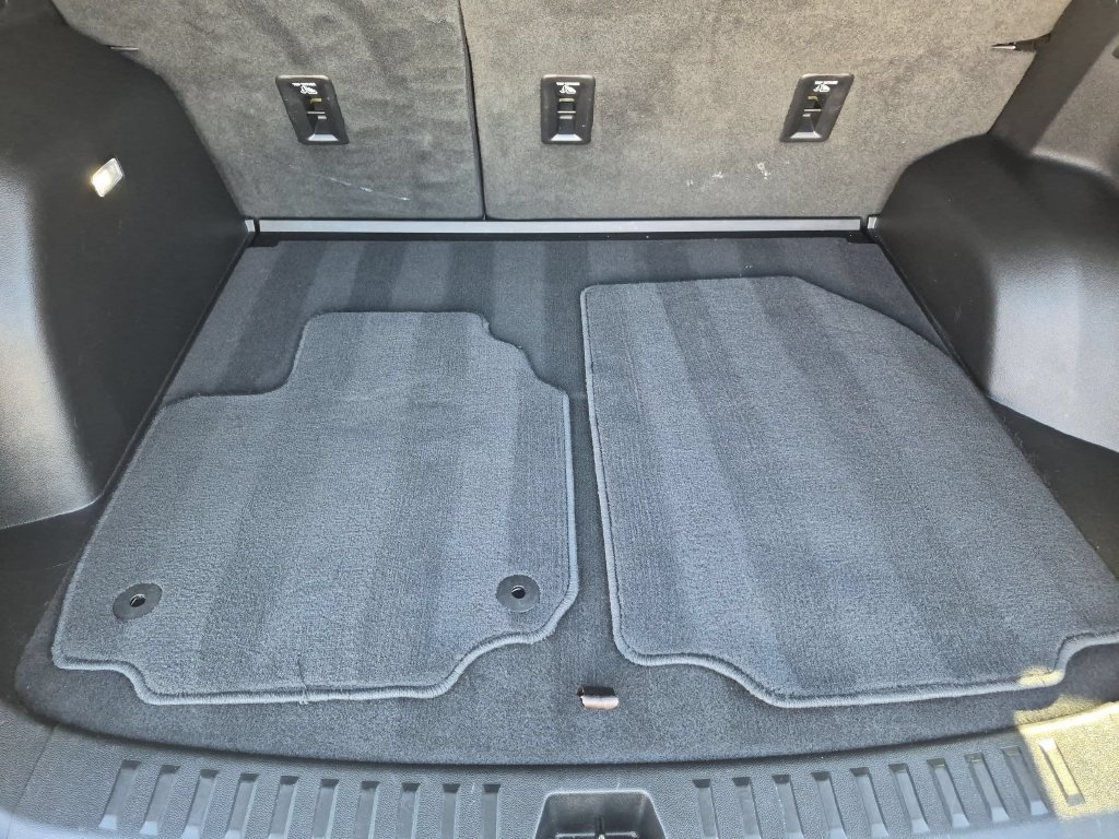 Used 2026 Chevrolet Equinox LT FWD image 26