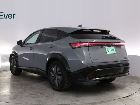 Used 2024 Nissan Ariya AWD image 17