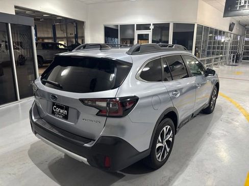 Used 2022 Subaru Outback Limited AWD/4WD image 8