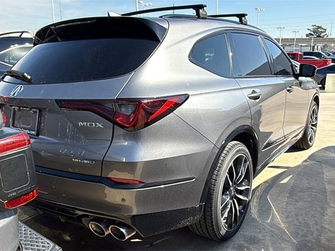 Used 2022 Acura MDX Type S image 8