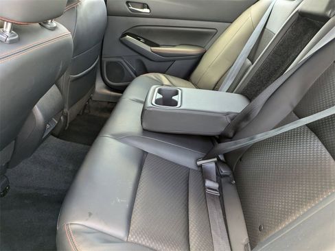 Used 2025 Nissan Altima 2.5 SR image 26