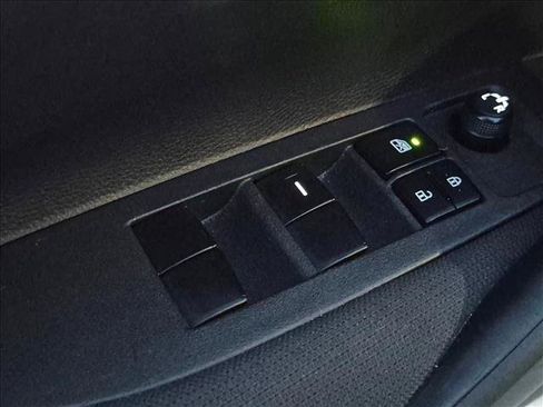 Used 2024 Toyota Corolla LE FWD image 9