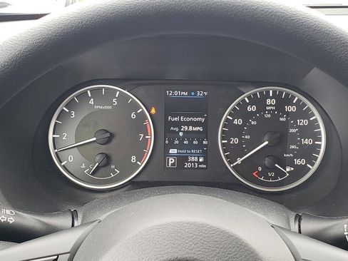 Certified 2025 Nissan Sentra S image 37