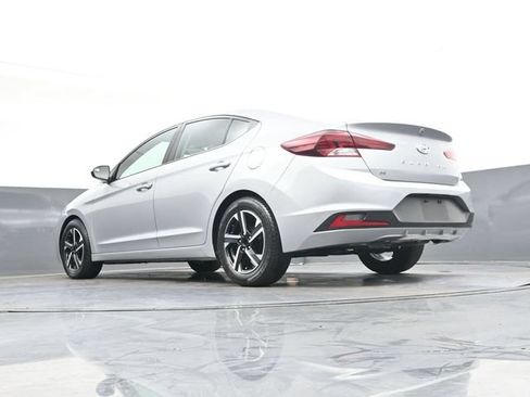 Used 2020 Hyundai Elantra SE FWD image 34