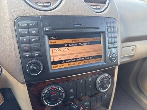 Used 2010 Mercedes-Benz ML 350 4MATIC image 25