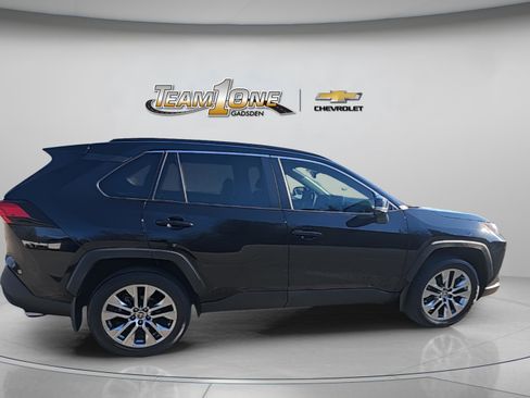 Used 2024 Toyota RAV4 XLE Premium image 9