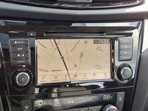 Used 2020 Nissan Rogue Sport SL w/ Premium Package image 18