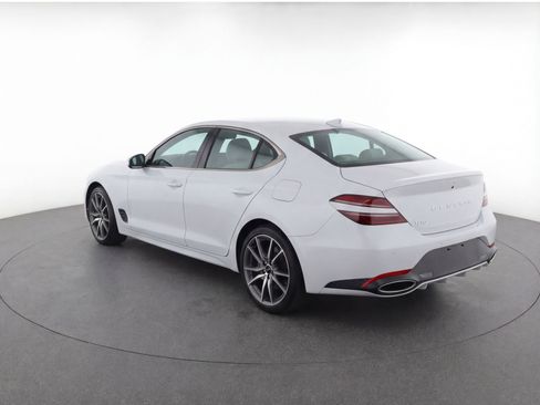 Used 2025 Genesis G70 2.5T image 6