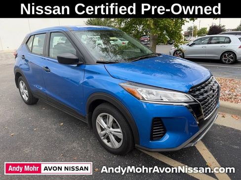 Certified 2025 Nissan Kicks Play S FWD image 1