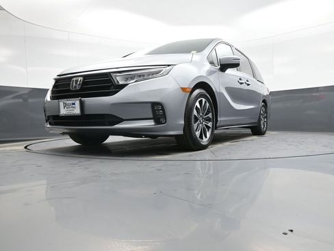 Certified 2024 Honda Odyssey EX-L image 29
