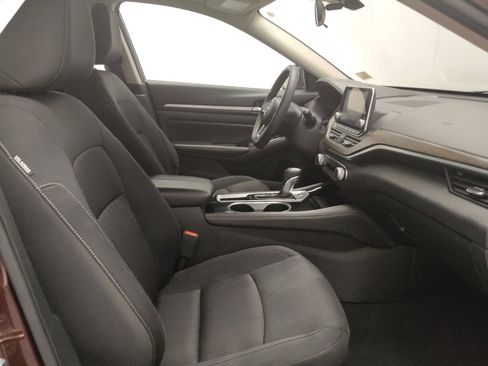 Used 2023 Nissan Altima 2.5 SV image 21