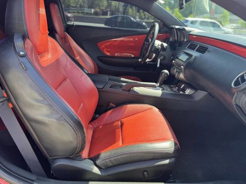 Used 2011 Chevrolet Camaro SS RWD image 17