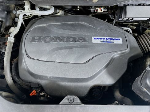 Used 2019 Honda Pilot Touring image 36