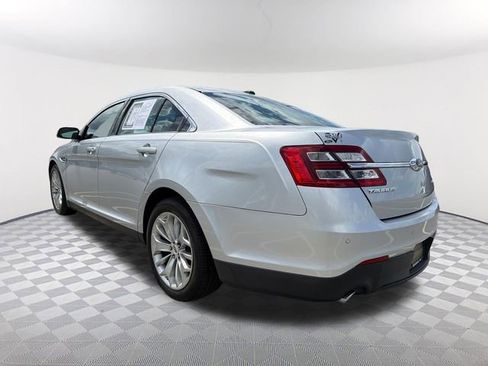 Used 2019 Ford Taurus Limited FWD image 7