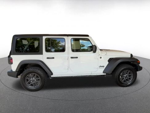 Used 2025 Jeep Wrangler Sport S AWD/4WD image 16