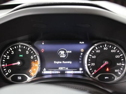 Used 2018 Jeep Renegade Trailhawk AWD/4WD image 22