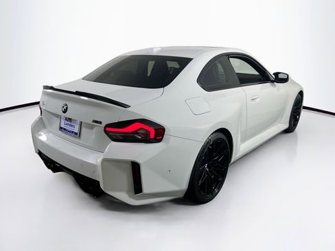 Used 2024 BMW M2 w/ Lighting Package image 5