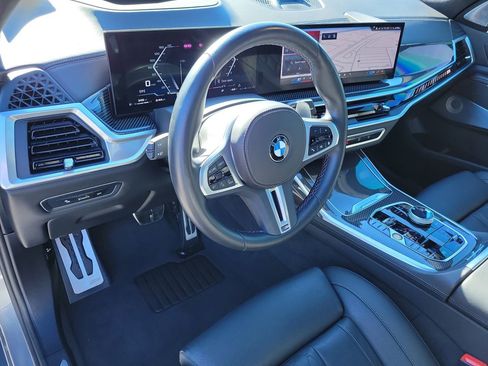 Used 2024 BMW X7 M60i w/ Executive Package image 30