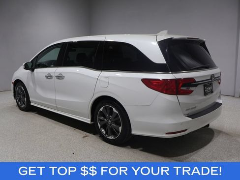 Used 2023 Honda Odyssey Elite image 4