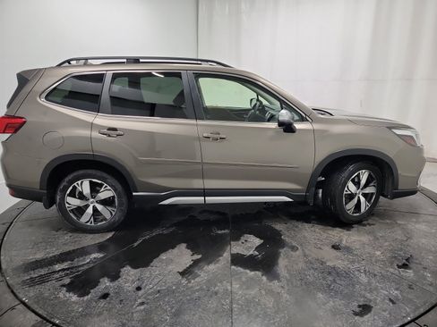 Used 2020 Subaru Forester Touring image 11