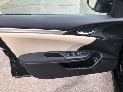 Used 2016 Honda Civic LX image 10