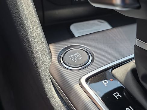 New 2026 Kia Sportage SX FWD image 28