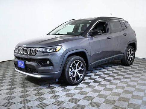 Used 2024 Jeep Compass Limited AWD/4WD image 5