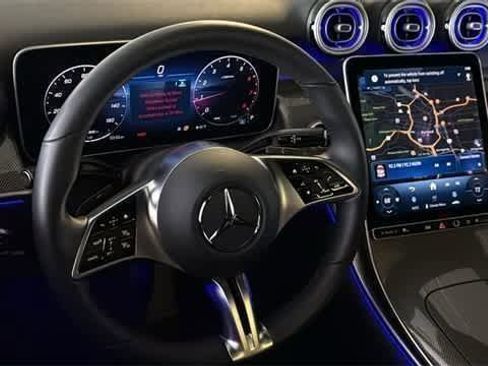 Certified 2025 Mercedes-Benz GLC 300 GLC 300 image 23