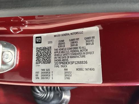 Used 2023 GMC Canyon AT4 image 43