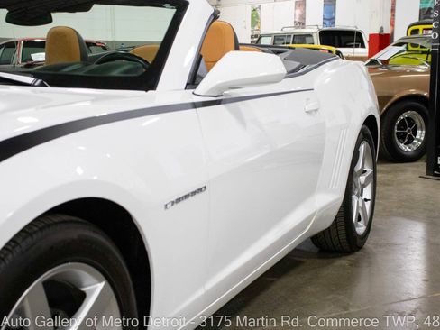 Used 2013 Chevrolet Camaro LT RWD image 22