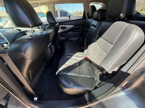 Used 2017 Nissan Murano Platinum w/ Platinum Technology Package FWD image 17