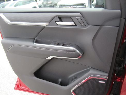 New 2026 GMC Acadia Elevation FWD image 21