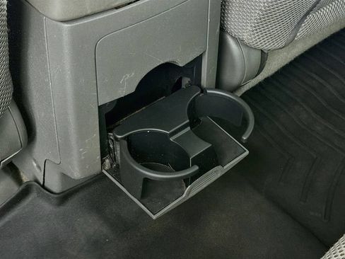 Used 2016 Nissan Frontier SV RWD image 34