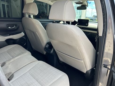Used 2023 Honda HR-V LX image 20