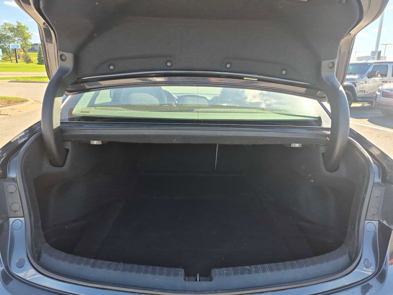 Used 2015 Acura TLX FWD image 32