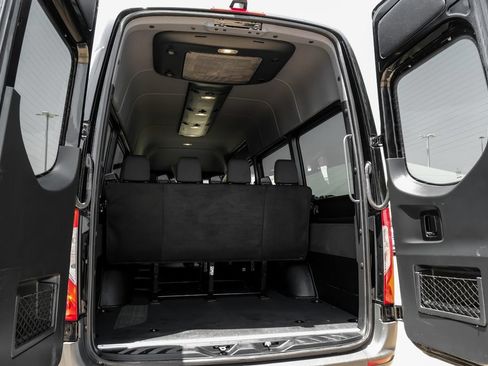 Used 2025 Mercedes-Benz Sprinter 2500 image 55