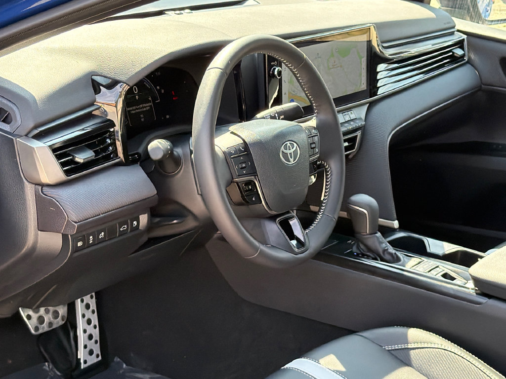 Used 2026 Toyota Camry SE w/ Multimedia Upgrade Package FWD image 14